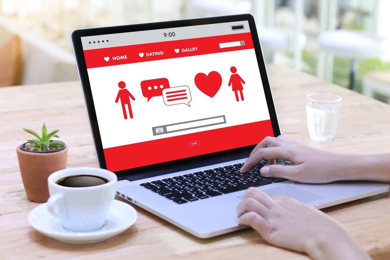 5 of the Most Popular Trending Online Dating Sites in 2021