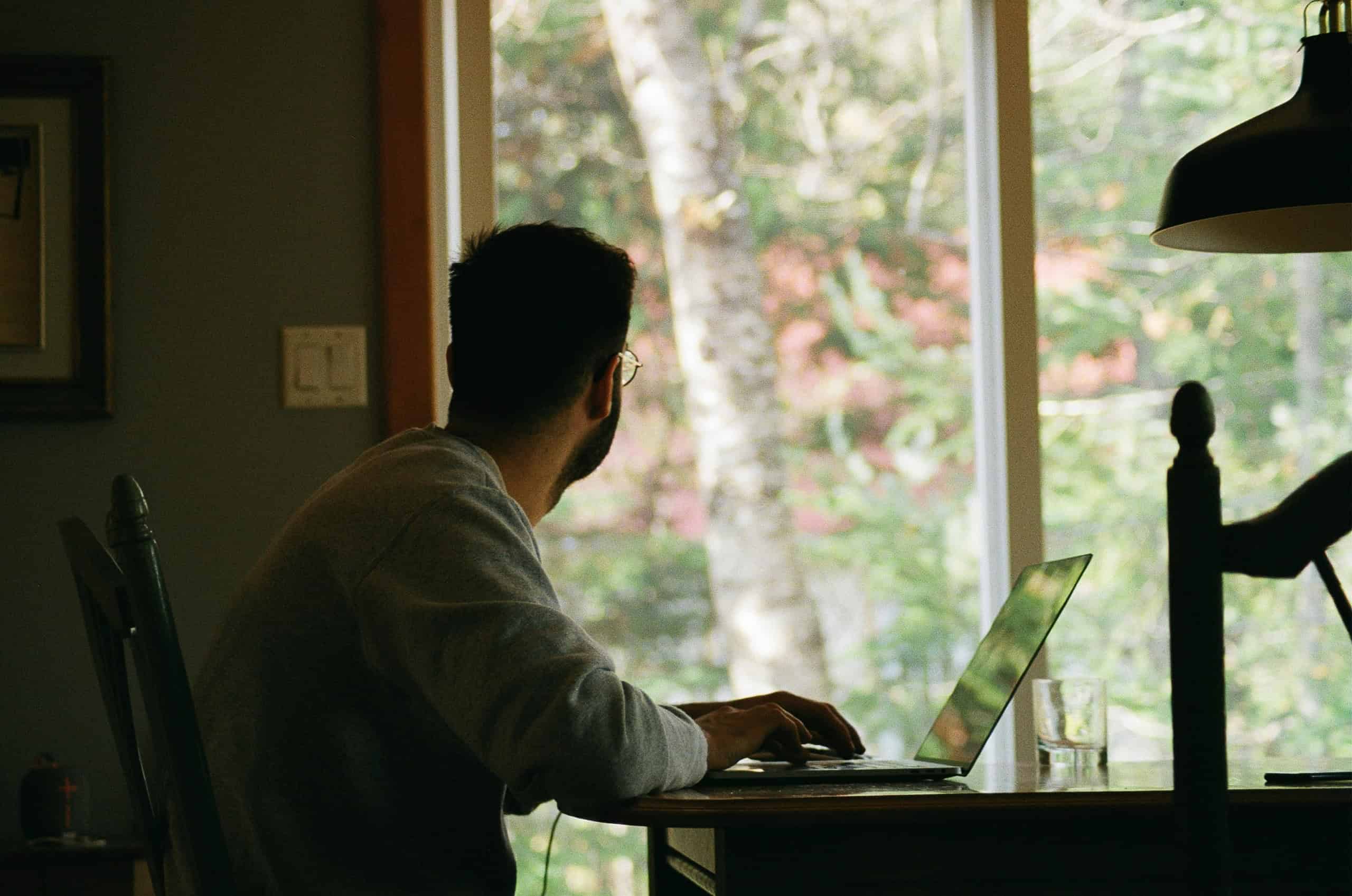 Adapting to Remote Work: Leveraging LMS for Virtual Training