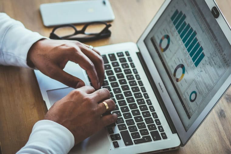 The Role of SEO in Helping Fashion Brands Stand Out in a Saturated Market