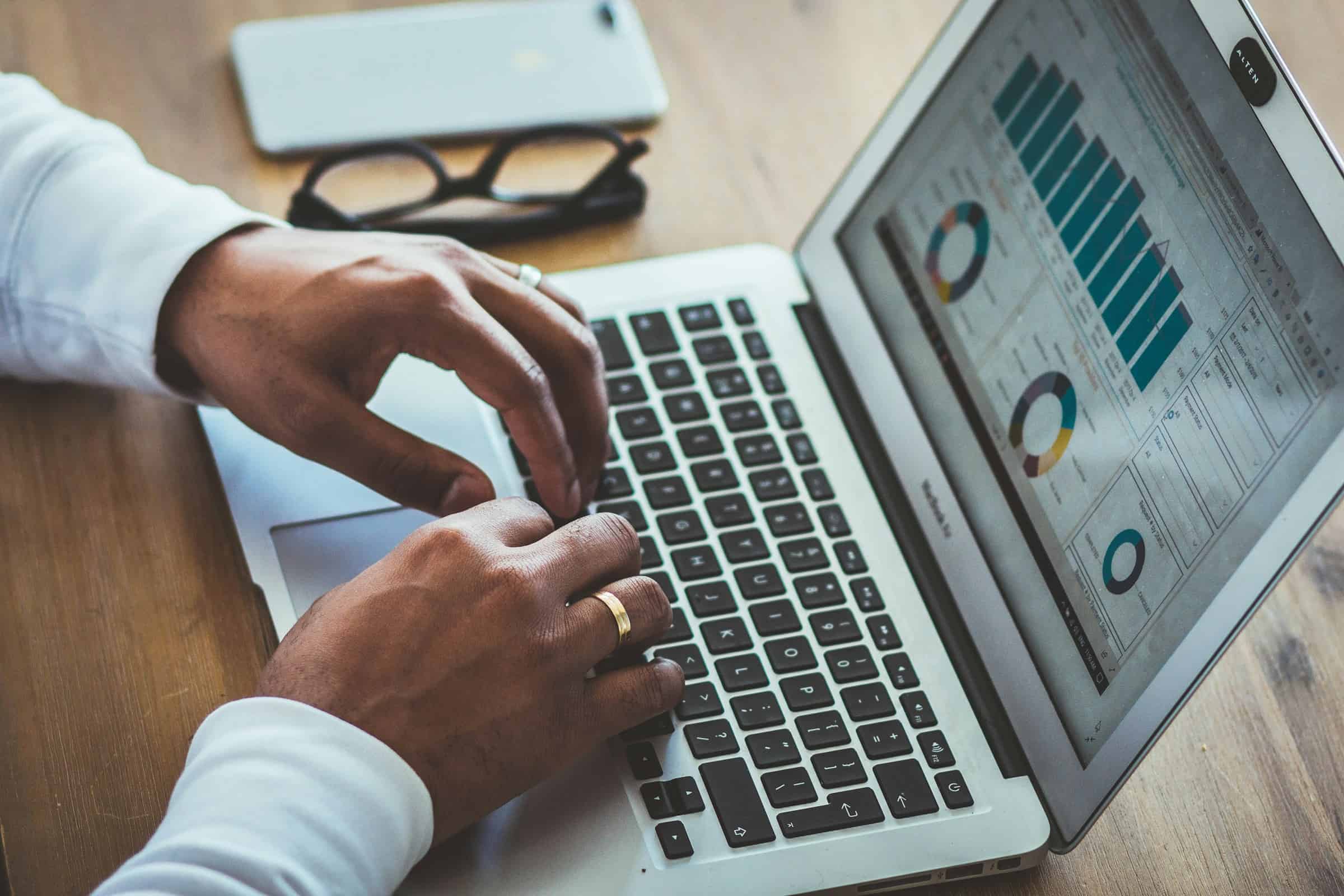 Read The Role of SEO in Helping Fashion Brands Stand Out in a Saturated Market