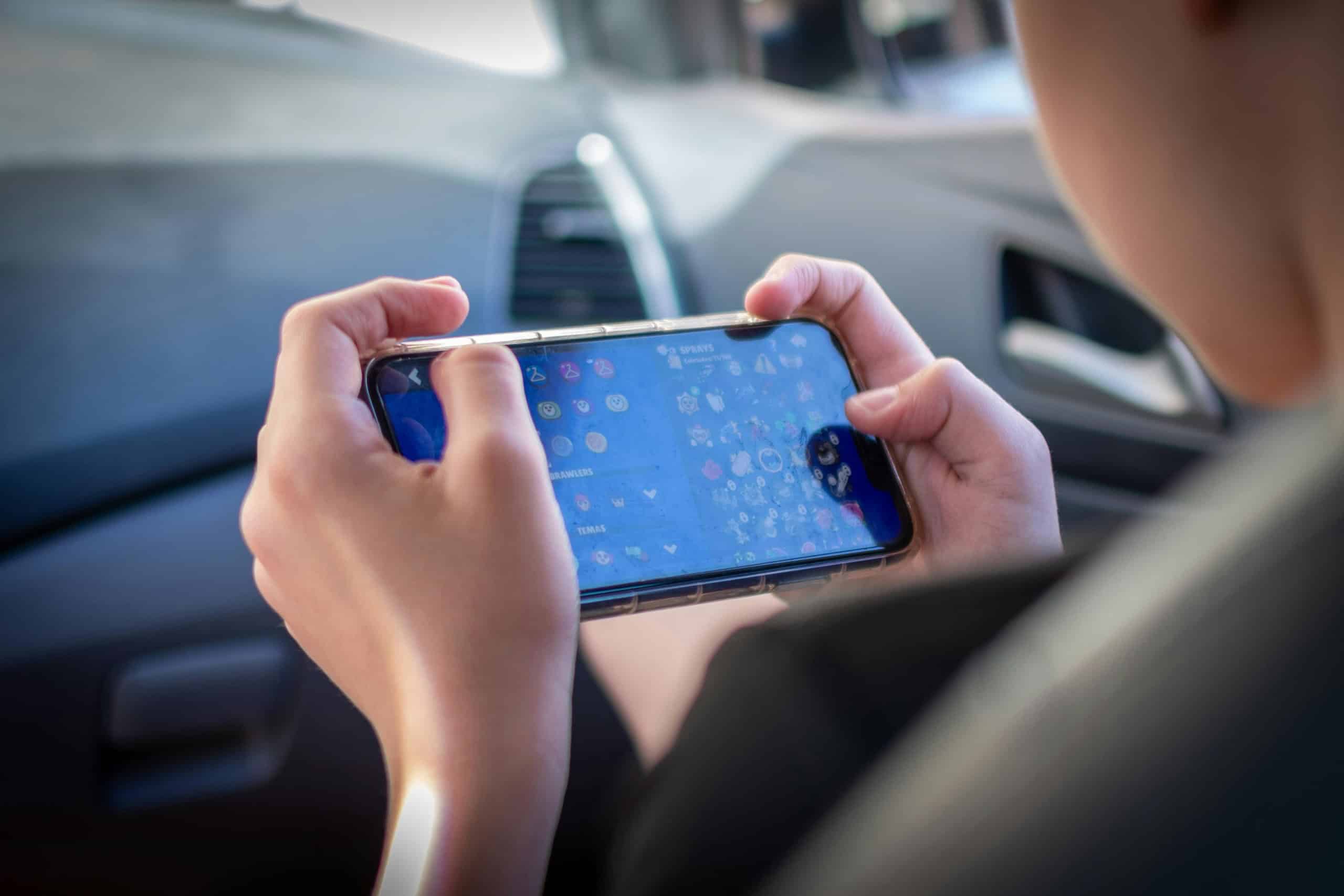 mobile gaming
