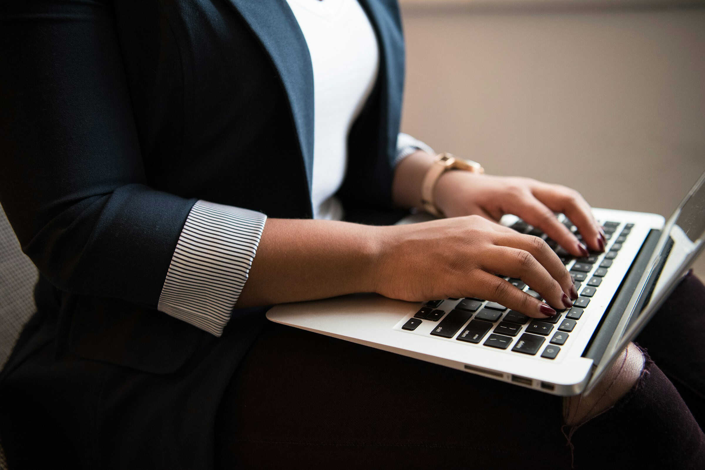 Read Conversion-Driven Design: Turning Visitors into Buyers Online and Offline