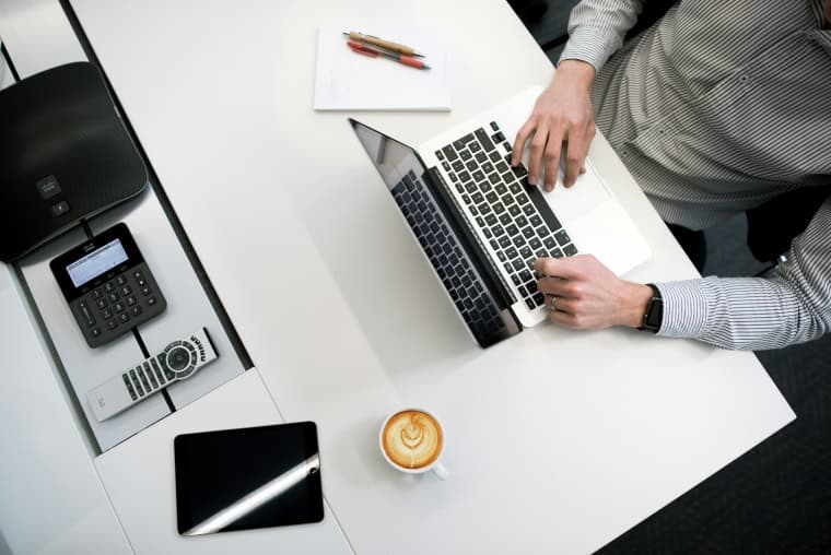 How Job Management Software Helps Businesses Stay Organized And Efficient